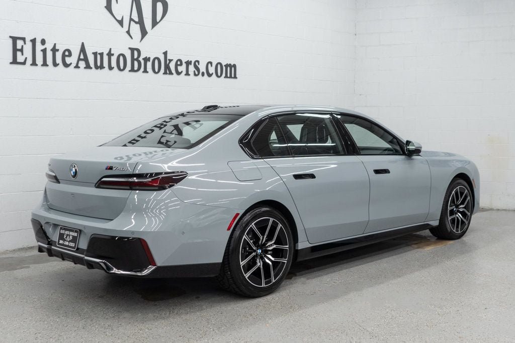 Used 2026 BMW 740i xDrive AWD/4WD image 6