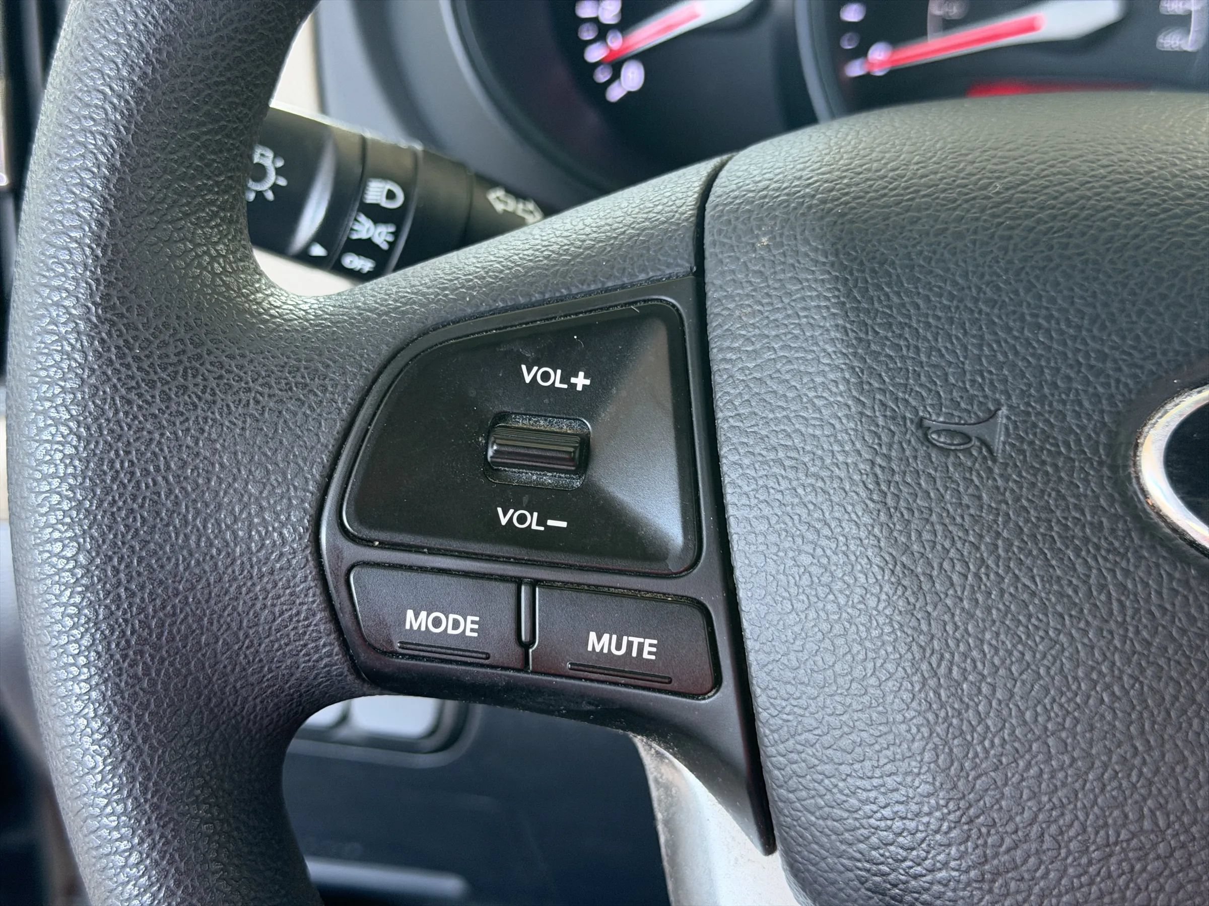Used 2014 Kia Rio LX FWD image 25