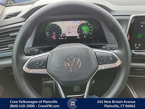 Certified 2024 Volkswagen Atlas Peak Edition SEL AWD/4WD image 5