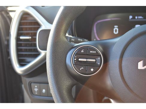 Used 2024 Kia Soul LX w/ Option Group 015 image 19
