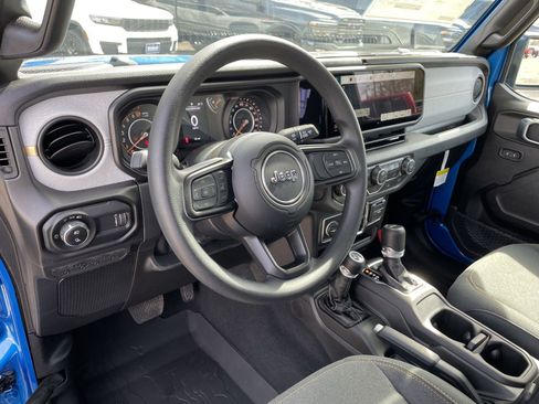 New 2026 Jeep Gladiator Sport AWD/4WD image 13
