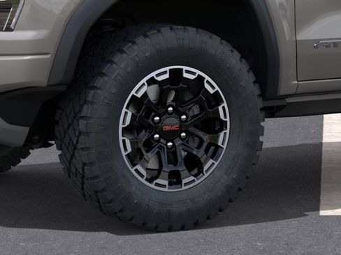 New 2026 GMC Canyon AT4 AWD/4WD image 9