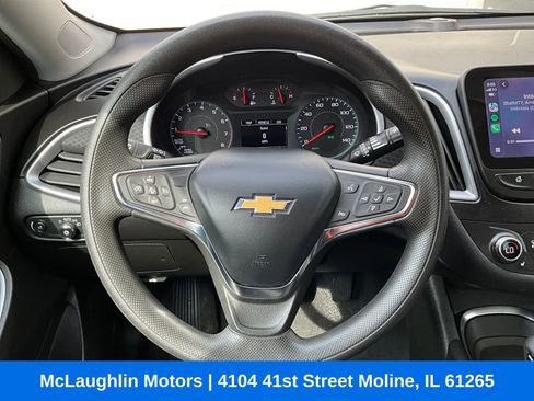 Used 2023 Chevrolet Malibu LT image 3