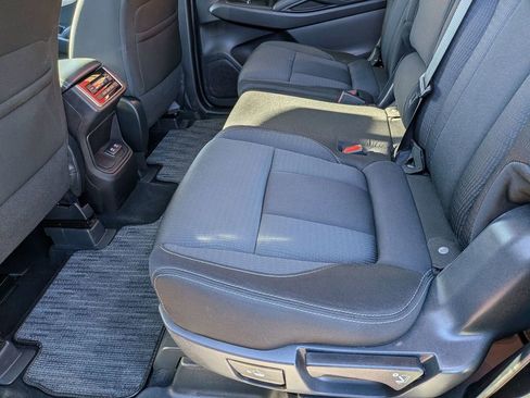 Used 2019 Subaru Ascent Premium image 24