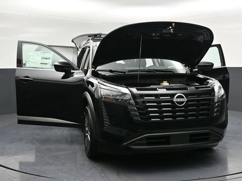 New 2026 Nissan Pathfinder SV image 37