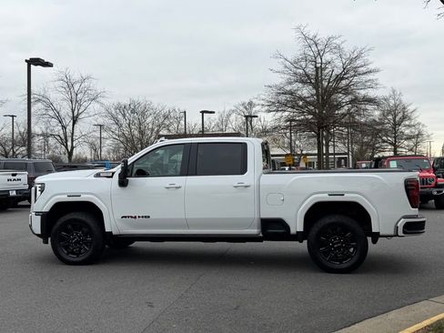 Used 2024 GMC Sierra 2500 AT4 w/ AT4 Premium Plus Package image 14