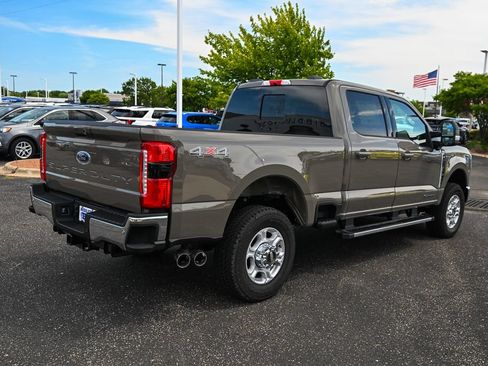 New 2026 Ford F350 XLT w/ XLT Premium Package AWD/4WD image 5
