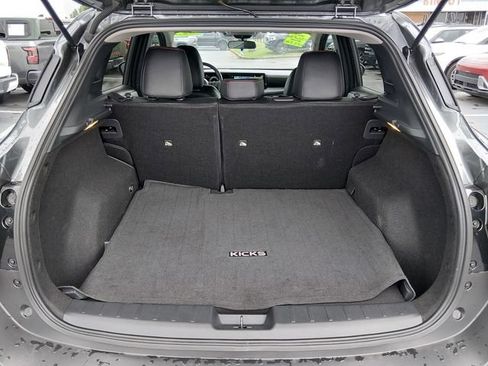 Certified 2025 Nissan Kicks SR FWD image 15
