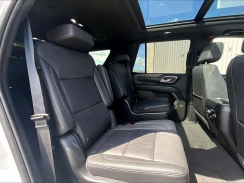 Used 2023 Chevrolet Tahoe Z71 w/ Luxury Package AWD/4WD image 29