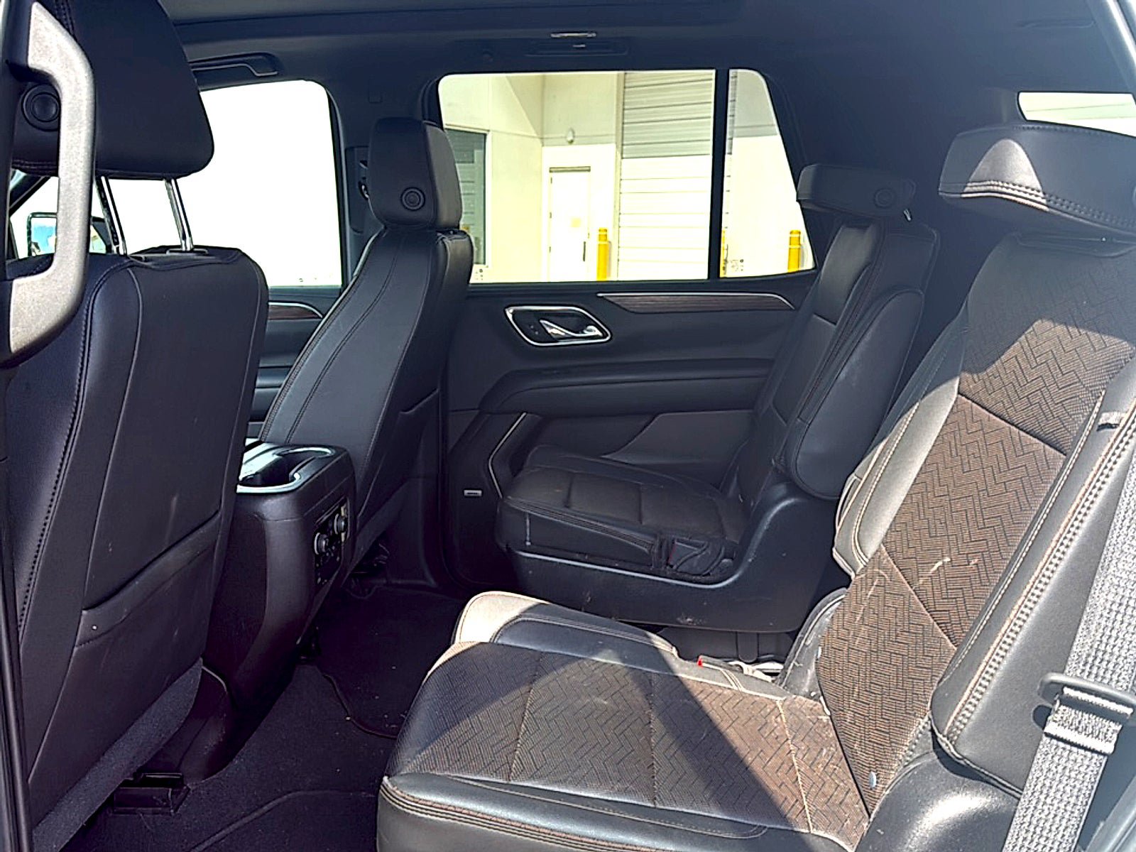 Used 2021 Chevrolet Tahoe 4WD High Country image 8