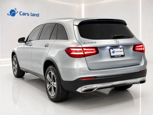 Used 2017 Mercedes-Benz GLC 300 w/ Premium 3 Package image 6