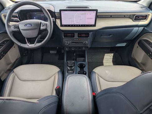 Used 2025 Ford Maverick Lariat AWD/4WD image 2