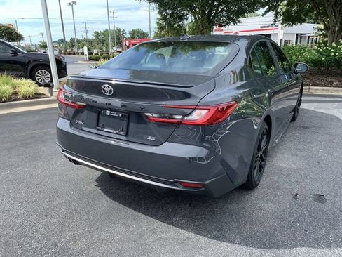 Used 2026 Toyota Camry SE w/ Convenience Package FWD image 8