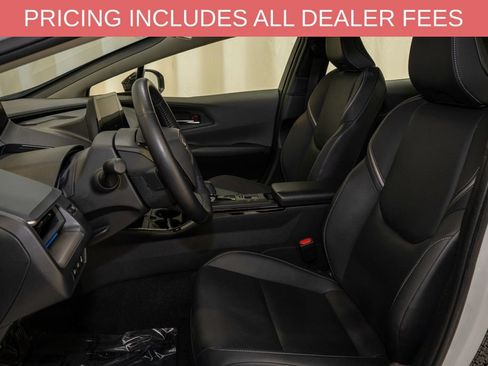 Used 2024 Toyota Prius XLE AWD/4WD image 9