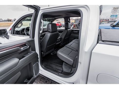 Used 2024 GMC Sierra 1500 SLT w/ SLT Premium Plus Package image 24