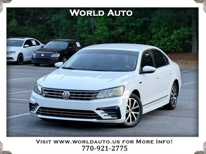 Used 2017 Volkswagen Passat 1.8T R-Line