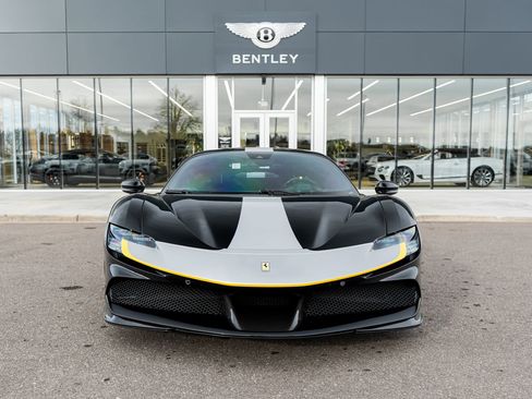 Used 2021 Ferrari SF90 Stradale image 18