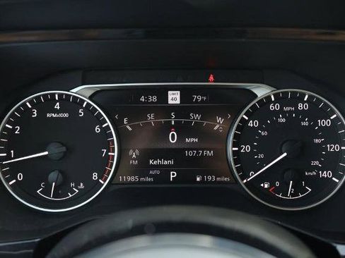 Certified 2025 Nissan Pathfinder SL AWD/4WD image 12