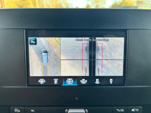 Used 2024 Mercedes-Benz Sprinter 2500 image 37