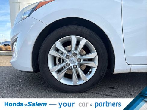 Used 2014 Hyundai Elantra GT image 11
