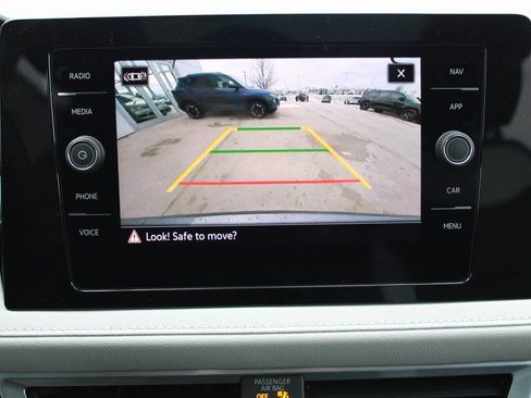New 2026 Volkswagen Taos SEL AWD/4WD image 15