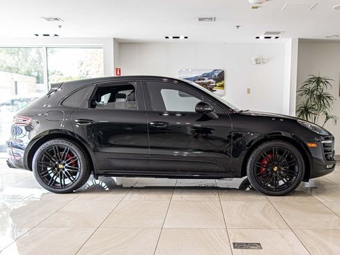 Used 2017 Porsche Macan GTS AWD/4WD image 9