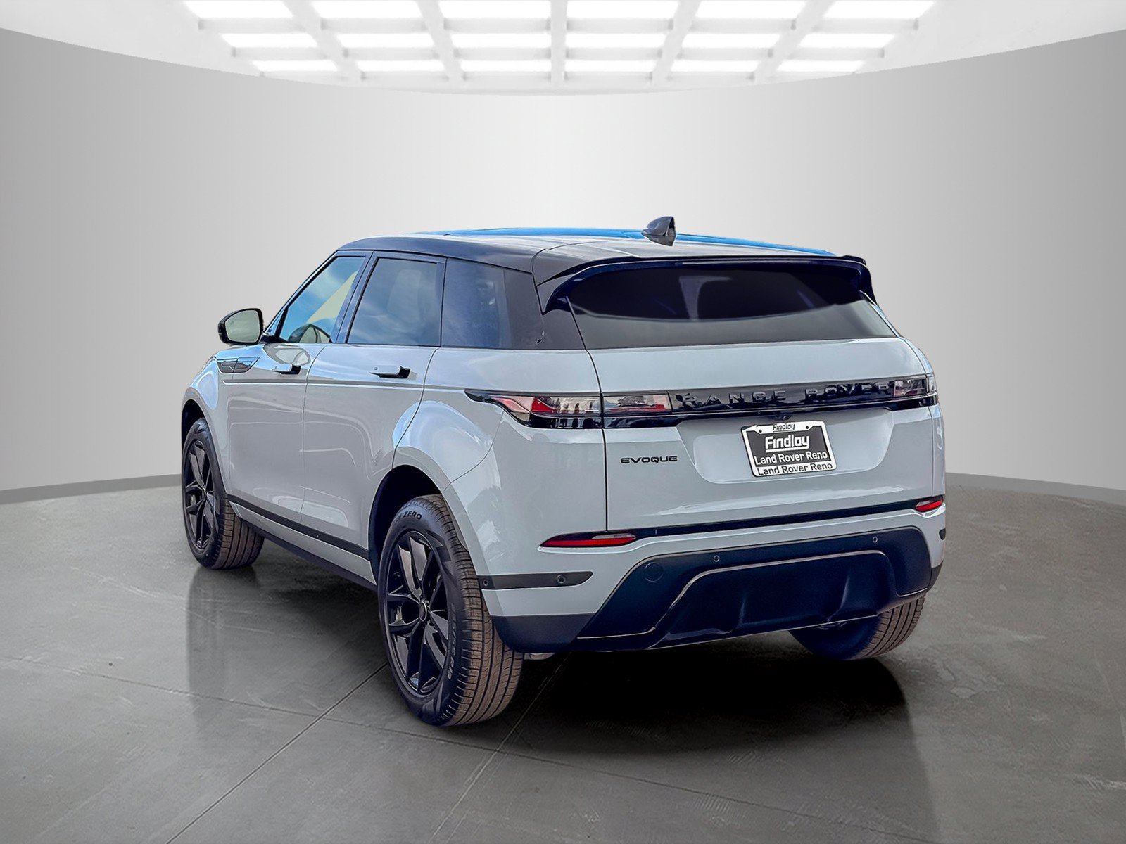 New 2026 Land Rover Range Rover Evoque S AWD/4WD image 3