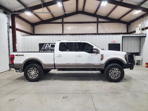 Used 2020 Ford F250 King Ranch image 4