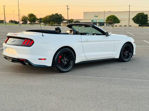 Used 2023 Ford Mustang Premium RWD image 3