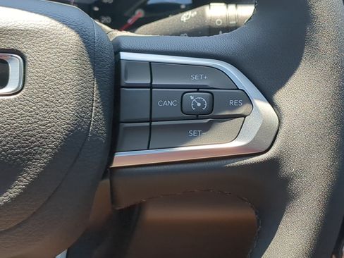 New 2026 Jeep Compass Latitude AWD/4WD image 22