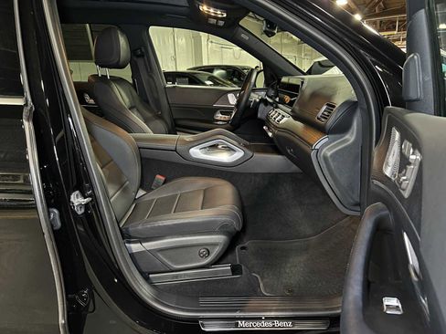 Certified 2025 Mercedes-Benz GLS 450 4MATIC image 12