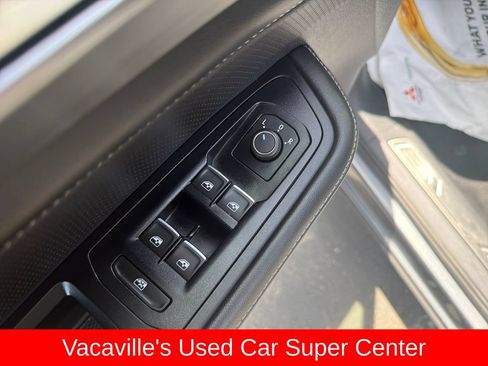 Used 2025 Volkswagen Atlas Cross Sport SE FWD image 11