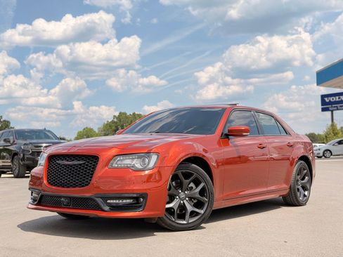 Used 2021 Chrysler 300 S w/ S Model Appearance Package RWD image 1