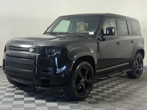 New 2025 Land Rover Defender 110 V8 image 2