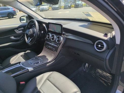 Used 2021 Mercedes-Benz GLC 300 image 30