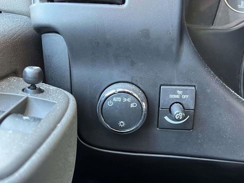 Used 2024 Chevrolet Express 2500 w/ Driver Convenience Package image 23