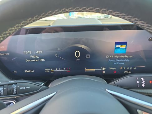 Used 2025 Buick Envision Preferred image 32