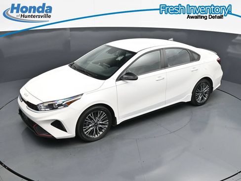 Used 2024 Kia Forte GT-Line FWD image 16
