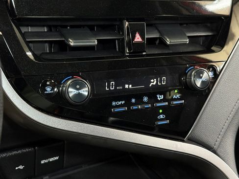 Used 2023 Toyota Camry LE image 24