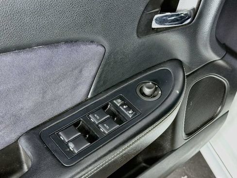 Used 2014 Chrysler 200 Limited w/ Sun/Sound Group FWD image 17