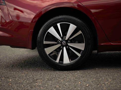 Used 2019 Nissan Altima 2.5 SV AWD/4WD image 25