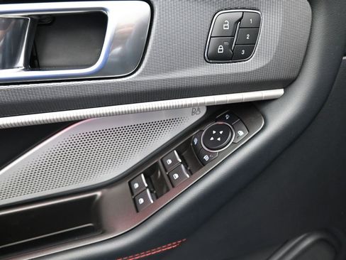 Used 2025 Ford Explorer ST w/ Sun And Sound Package image 6