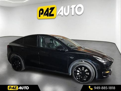 Used 2022 Tesla Model Y Long Range AWD/4WD image 7