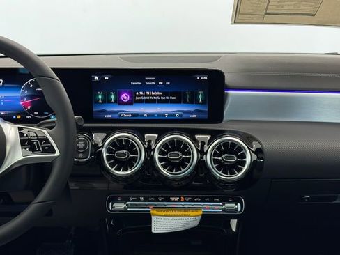 New 2026 Mercedes-Benz CLA 250 image 4