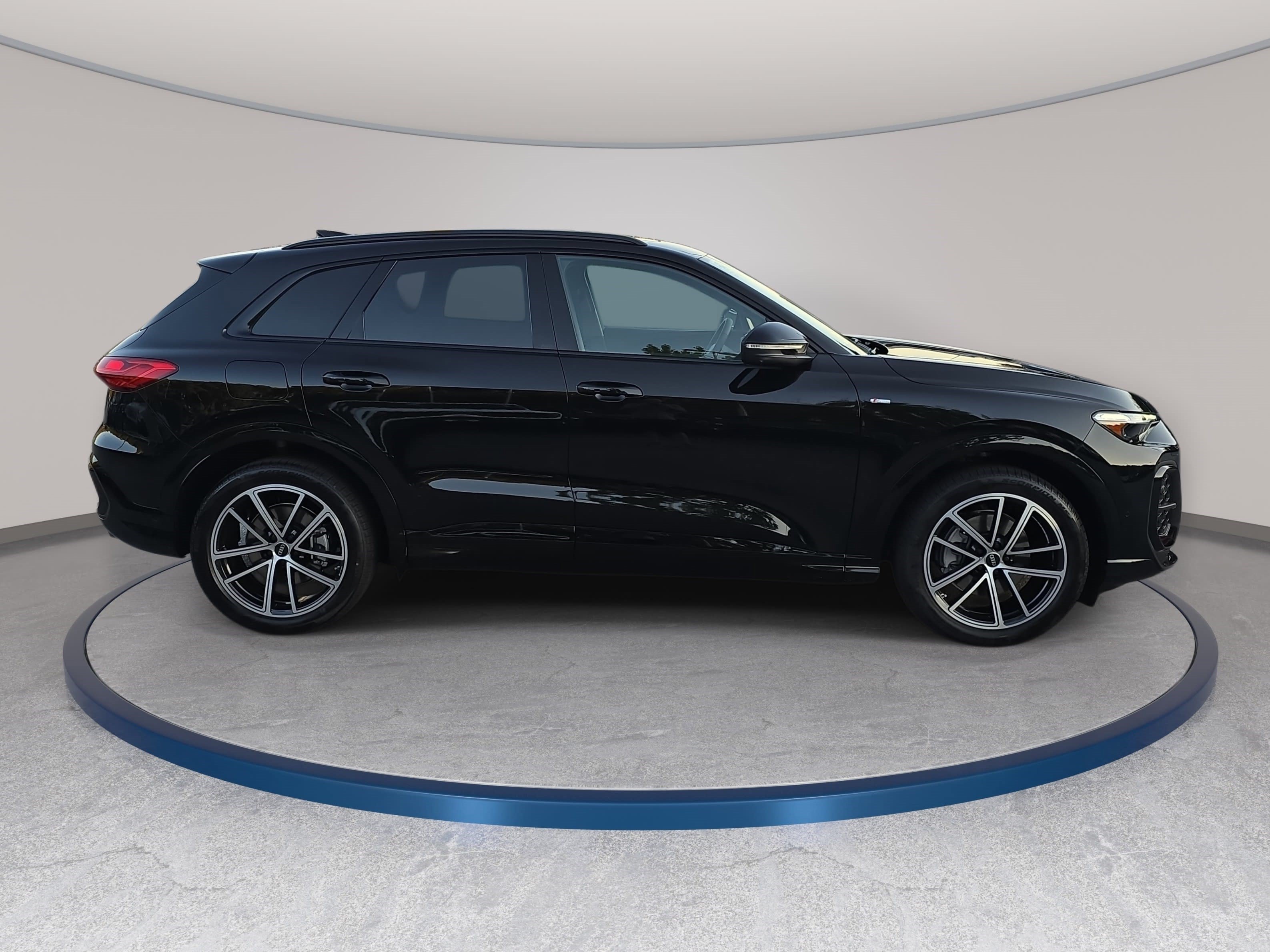 New 2026 Audi Q5 Prestige AWD/4WD image 4
