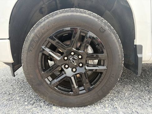 Used 2023 Chevrolet Silverado 1500 RST w/ Protection Package AWD/4WD image 6