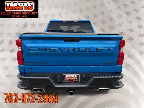 Used 2022 Chevrolet Silverado 1500 Custom Trail Boss w/ LPO, Dark Essentials Package AWD/4WD image 6