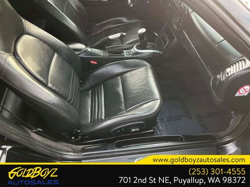 Used 2001 Porsche 911 Cabriolet image 14