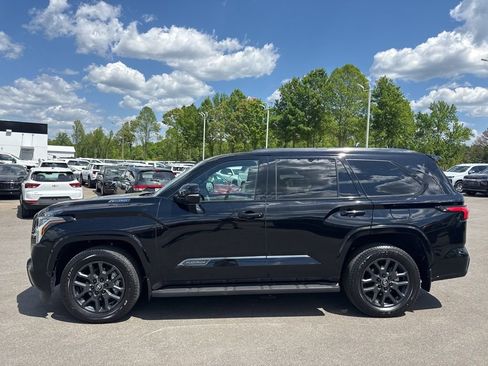 Used 2026 Toyota Sequoia Platinum AWD/4WD image 2