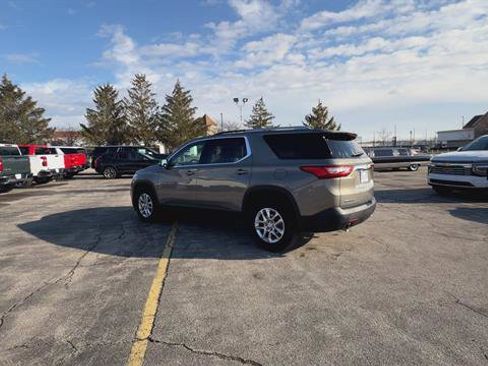 Certified 2018 Chevrolet Traverse LT image 6